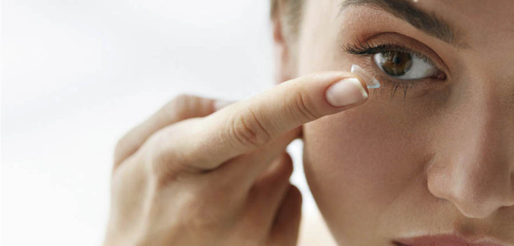 Así debes usar tus lentes de contacto